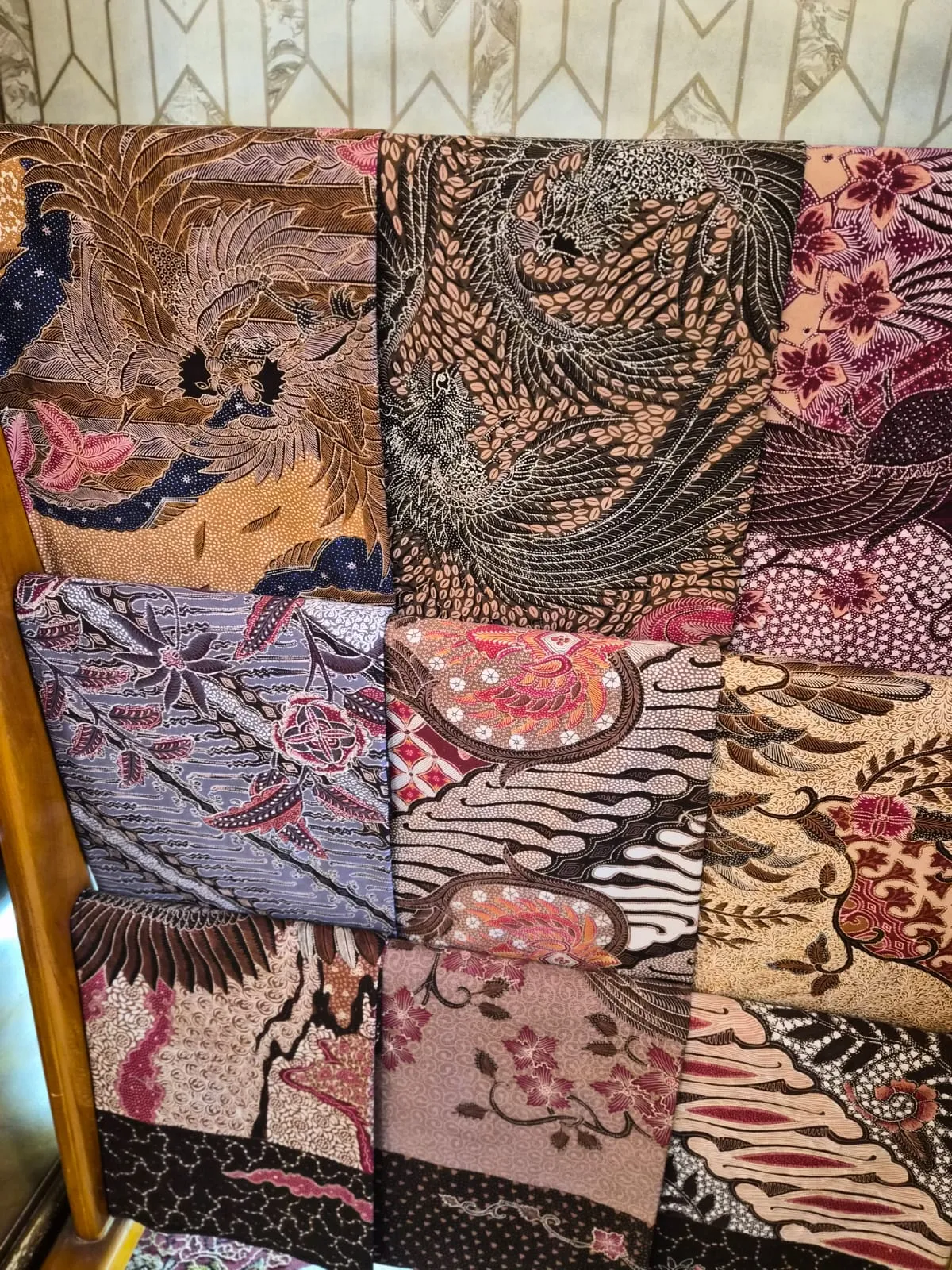 Batik gallery photo 07